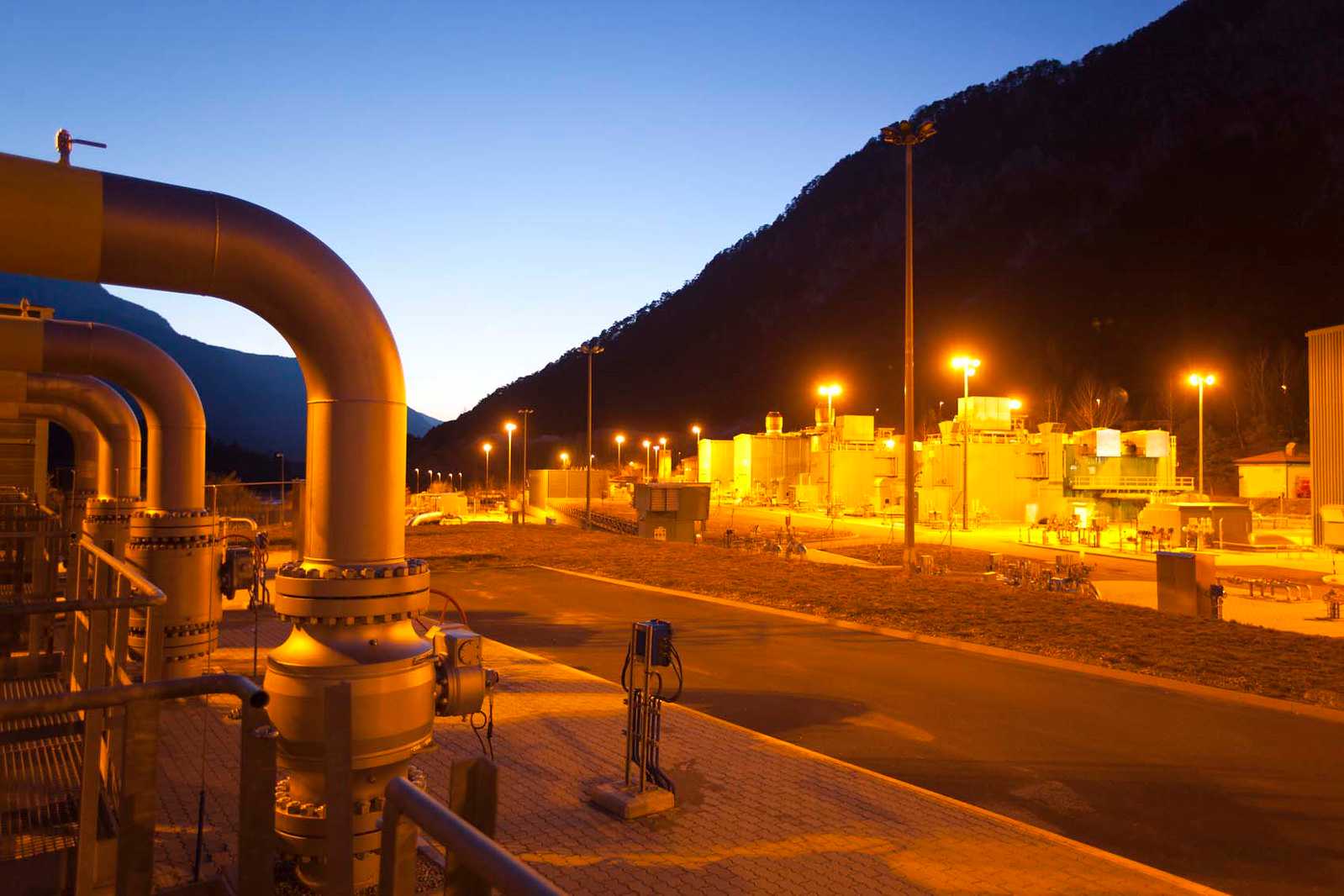 Snam - Investimento da 10,3 miliardi di euro nelle infrastrutture gas tra il 2023-2027 - Pipeline News - IDROGENO infrastrutture Italia RETE GAS snam - ITALIA MERCATI NEWS PIPELINE TRASPORTO