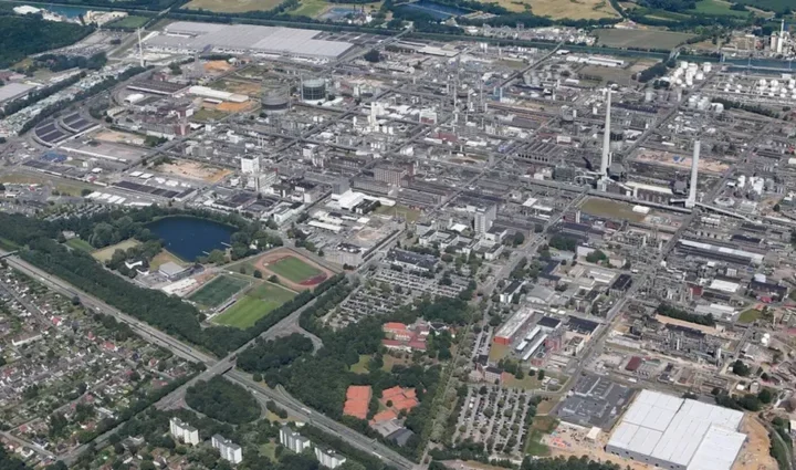 Germania - Evonik mette in servizio un gasdotto per l’idrogeno da 50 Km - Pipeline News - EVONIK IDROGENO - Europa Idrogeno Mercati News Pipeline Trasporto